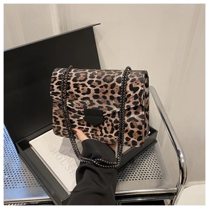 Leopard Print Crossbody Bag For Women Small Square Shoulder Bag With Metal Chain Flap PU Leather Vintage Trendy Daily