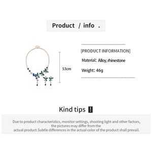 Vue détaillée de la parure montrant un collier de 53 cm et un poids de 46 g