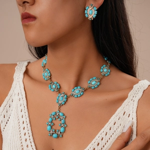 Bijoux Bohèmes Vintage Collier Et Boucles D'oreilles Avec Résine Turquoise Alliage Strass Pendentif Ovale Creux Tige Argent