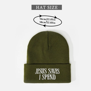 Détail du bonnet vert olive avec broderie Jesus Saves I Spend pour tour de tête 56-58cm