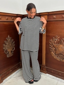 Completo da Donna a Righe Casual in Due Pezzi Maglietta a Girocollo a Maniche Corte e Pantaloni Lunghi a Gamba Larga