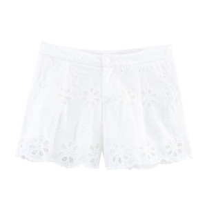 Weiße Damen-Shorts im französischen Stil mit Hohlstickerei und floralen Spitzenmustern