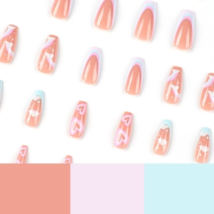 Faux ongles ballerine dégradés avec motifs cœur arc-en-ciel et nuages roses