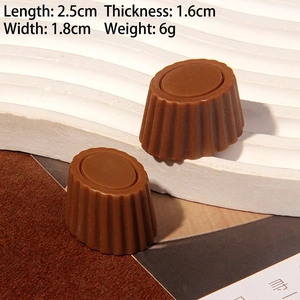 Detailed view of chocolate dessert resin models with size specs 2.5x1.8cm for DIY crafts
