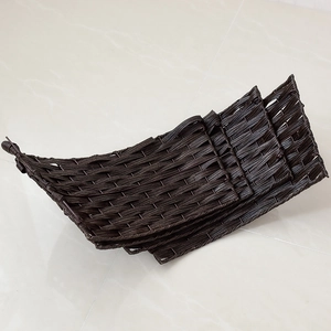 Panier de pied de sapin de Noël tressé marron, style rotin nordique pour décor de fête