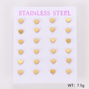 Lot de 12 paires de puces d'oreilles cœur dorées en acier inoxydable sur carte support