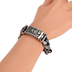 Retro punk silver hip-hop chain bracelet with engraved rectangle totem for men