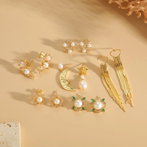 14K gold plated flower earring set with freshwater pearls and green zircon accents