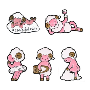 Set mit 5 niedlichen rosa Schaf-Emaille-Anstecknadeln in verschiedenen Posen