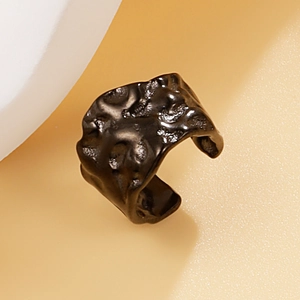 Retro black irregular lava texture U-shaped ear cuff with 18K gold plated hammered finish