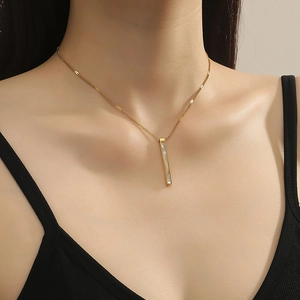 Collana Minimalista Con Pendente Rettangolare In Acciaio Inossidabile Intarsio In Madreperla Placcata Oro Da Donna