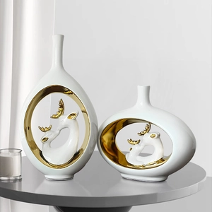 Modern Ceramic Vase Decorative Elk Deer Ornament Hollow Oval Sculpture For Living Room Entryway Nordic Style Minimalist Home Decor