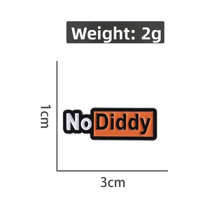 Détail du pin's émaillé No Diddy avec dimensions 3cm x 1cm et poids de 2 grammes