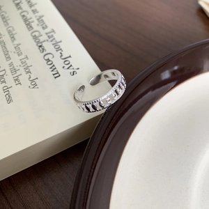 Minimalist 925 sterling silver open ring featuring a unique hollow olive geometric design