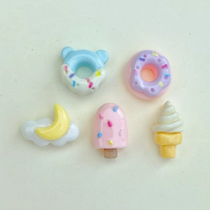5-piece set of resin nail art charms featuring donuts, ice cream and cute popsicle shapes