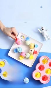 Silicone ice mold detail showing flexible press-to-release function for easy DIY popsicles