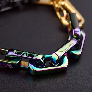 Chunky titanium steel hip hop chain bracelet with rainbow plated finish and sun engraving