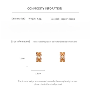 Detailed size information of C-shaped zircon earrings in copper with dimensions 1.9cm x 1.8cm