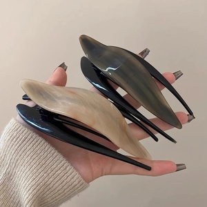 Large Acetate Hair Claw Clip Elegant Marble Resin Non-Slip Shark Hairclip For Women Hair Styling Accessories