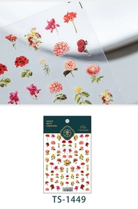 Detailweergave van de TS-1449 nagelstickers met realistische droogbloemmotieven.