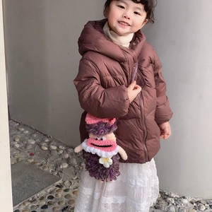 Brown children's hooded down jacket with a purple-pink knit doll crossbody bag
