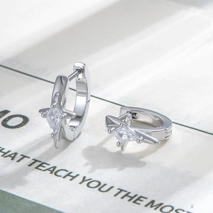 Star Motif Cartilage Hoop Earrings With 316L Titanium Steel Post And Cubic Zirconia Minimalist Fashion Piercing Jewelry