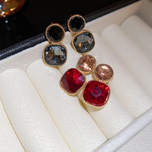 Vintage Geometric Rhinestone Stud Earrings With Silver Earring Post Alloy Round Square Luxury Fashion For Women