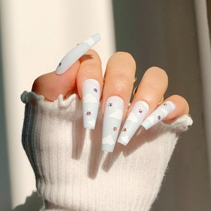 Long Coffin Press On Nails Light Blue Cloud Design With Rhinestones Artificial Manicure False Nails Elegant