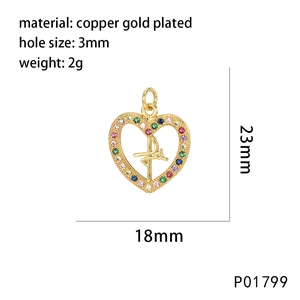 Detailed view of heart-shaped pendant with dimensions and copper gold plated material info