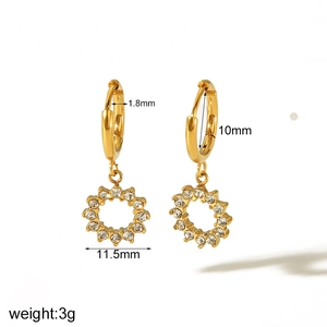 Detailed size guide for 18k gold stainless steel hoop earrings with crystal charm