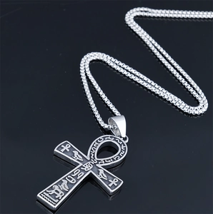 Collier pendentif croix Ankh égyptienne en acier inoxydable avec gravures de hiéroglyphes