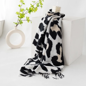Luxurious Imitation Cashmere Scarf Black White Cow Print Soft Winter Shawl With Tassels For Women Men Couple Warm Pashmina Wrap