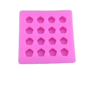 Pink 16-cavity cherry blossom silicone mold for DIY crafts and cake decoration