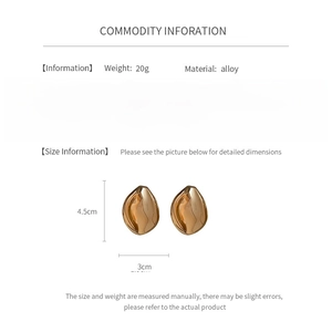 Detailed dimension guide for gold leaf-shaped earrings with alloy material specifications