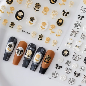 Französische Vintage-Nagelaufkleber mit 3D-Goldrosen und Teddybär-Motiven
