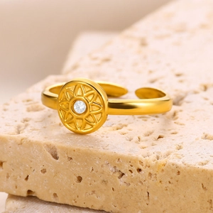 18k gold plated stainless steel sunburst ring with zircon stone on stone base