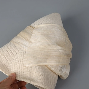 Eleganter beiger Seidenmischung Sonnenhut mit dekorativem Band und Rollrand für Damen