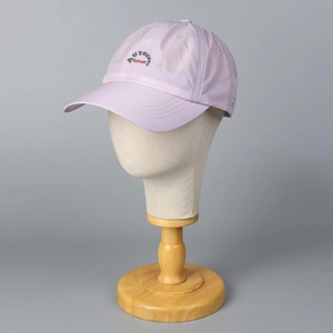 Light purple baseball cap with authentic embroidery, minimalist six-panel structured design