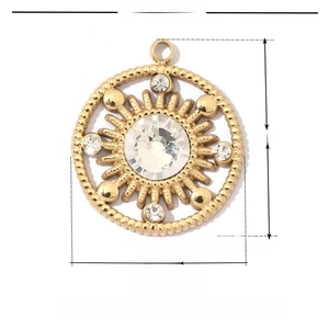 Detailed parameter view of a 16mm gold clover compass pendant with rhinestones