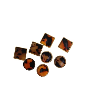 Vintage geometric leopard print stainless steel earrings with gold metal frame