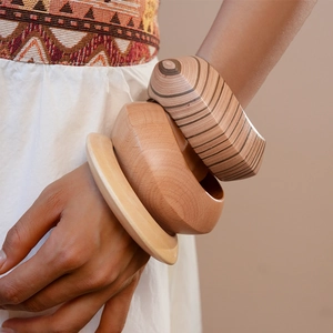 Vintage geometric wooden open bangle bracelet featuring natural wood grain texture
