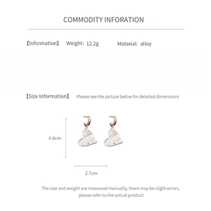 Size details of C-shaped earrings with heart pendant and soft silver needle post