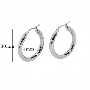 Detail view of 30mm diameter silver chunky hoop earrings with 4mm thickness specs