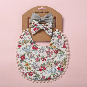 Coffret bavoir bébé fleuri en coton avec bandeaux à nœuds et bordure à pompons mignonne