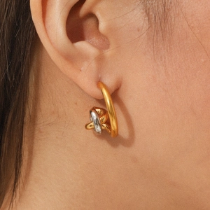 Two-Tone Stainless Steel Curved Line Earrings Interlocking Circle Geometric Studs Women Minimalist Trendy Jewelry