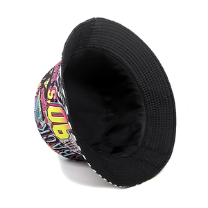 Chapeau bob graffiti rétro des années 90 avec imprimé pop art et doublure noire