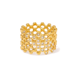 Bague luxueuse géométrique en maille ajourée dorée avec accents de cristaux blancs