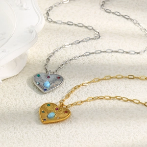 Colliers vintage plaqués or 18 carats avec pendentif cœur opale et chaîne trombone