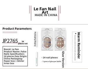 Vue détaillée du kit d'ongles comprenant 24 faux ongles et 1g de colle adhésive