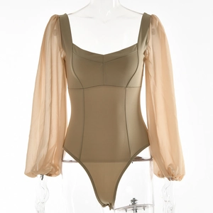 Body vert kaki à encolure carrée et manches bouffantes en maille semi-transparente